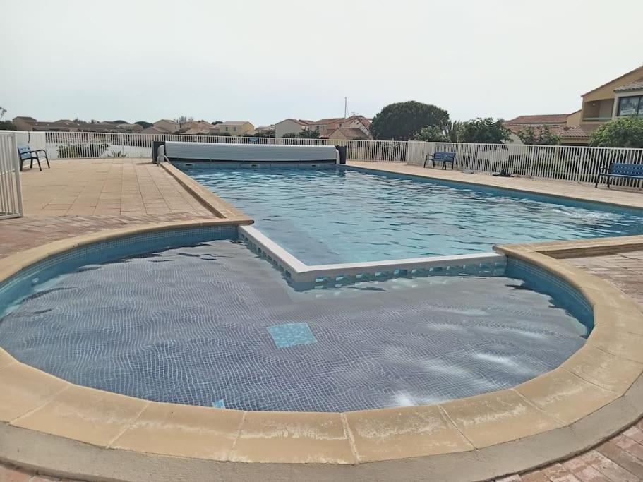 Jolie Maisonnette Dans Residence Calme Avec Piscine Le Barcarès Zewnętrze zdjęcie